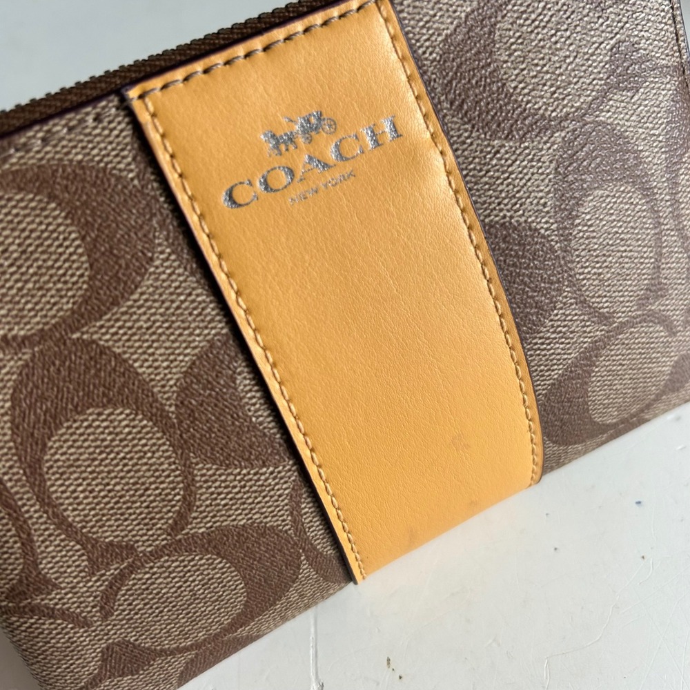 Coach Corner Zip Wristlet Signature Canvas Brown Ochre Yellow F58035 - Picture 5 of 10